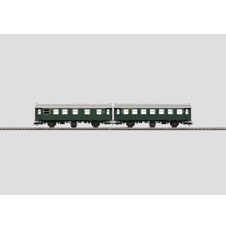 43172 Pair of Passenger Cars.